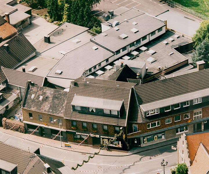 hoenen-produktion-neu-1